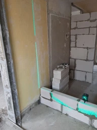 Лазерный уровень нивелир Laser Level 4D 2 аккумулятора 16 линий зеленый луч в сумке синий фото от покупателей 14