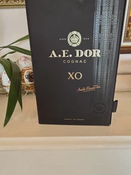 Коньяк A.E.Dor XO Nolly 0.7 л 40% в подарочной коробке (3497973058089)