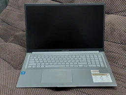 Ноутбук ASUS Vivobook 17 X1704VA-AU662 (90NB10V2-M00SL0) ASUS 90NB10V2-M00SL0 915746 фото від покупців 1
