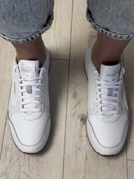 Женские кроссовки Puma ST Runner v4 L 39906802 36 (3.5UK) 22.5 см White/Black/Cast Iron (4067979405607) фото от покупателей 4