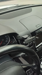 Основа під тримач телефону для панелі Volkswagen Touareg II (7P) (2010 - 2018) фото від покупців 1