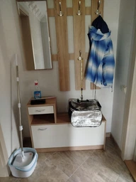 Передпокій Меблі Сервіс Тандем з вішалкою та дзеркалом Дуб самоа + Білий