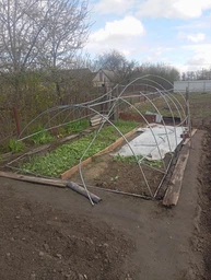 Теплица садовая Bonro UP-18м2 с окнами 600x300x200 см арочная Зеленая (117-76-42400405)