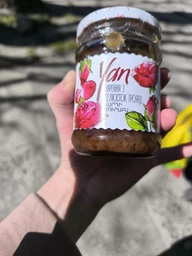 Варенье Yan с лепестков роз 300 г (4850001110392)