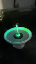 Фонтан садовый с разноцветной подсветкой LED на солнечных батареях 7 сменных насадок плавающий для пруда Bass Polska