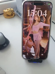 Беспроводное зарядное устройство Держатель - подставка Qi Fast Charger 15W для iPhone та Android Black фото от покупателей 5