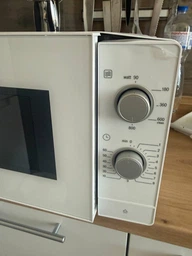 Мікрохвильова піч BOSCH FFL020MW0