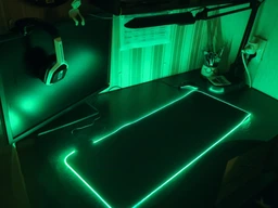 Большой RGB коврик для игровой мышки и клавиатуры с подсветкой 80x30 см фото от покупателей 3