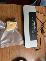 Вакууматор бытовой для продуктов питания Vacuum Sealer 120W 60 вакуумный упаковщик автоматический + 10 пакетов фото от покупателей 4