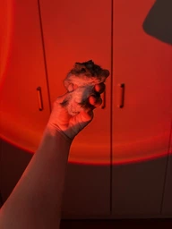 Проекційний світильник Sunset Lamp RGB 16 кольорів з пультом на штативі: USB проектор заходу сонця, атмосферна LED лампа