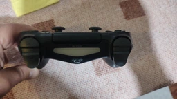 Геймпад PS4 бездротовий DualShock 4 джойстик Bluetooth акумуляторний контролер для ігор консолі смартфона планшета сумісний з ПК смартфоном Android iOS iPad V2 Sony wireless USB зарядка портативний ігровий ергономічний тригерний оригінал pro чорний фото від покупців 3