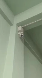 Поворотная IP камера QC011 беспроводная WiFi для видеонаблюдения со звуком и ночным видением фото от покупателей 2
