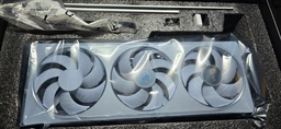 Відеокарта Gigabyte PCI-Ex GeForce RTX 5070 Aero OC 12GB GDDR7 (192bit) (28000) (HDMI, 3 x DisplayPort) (4719331355852) фото від покупців 1