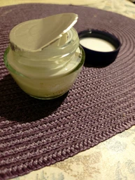 Дневной подтягивающий крем "Королевский бархат" Oriflame Royal Velvet Cream SPF 20, 50 мл
