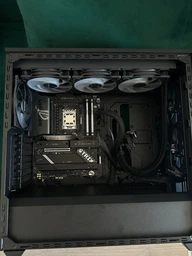 Материнская плата Asus ROG STRIX X870E-E GAMING WIFI (sAM5, AMD X870E, PCI-Ex16) фото от покупателей 4