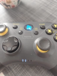 Беспроводной геймпад RZTK GamePad BT5.0 PC/iOS/Android/PS3/PS4 Yellow фото от покупателей 5