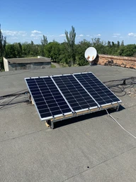Солнечная панель с ламинированным монокристаллическим стеклом 100Вт Solar Panel, мобильная портативная солнечная батарея для автономного электроснабжения, для дома, дачи, кемпинга, автомобиля и зарядки аккумуляторов TEE-10018 фото от покупателей 1