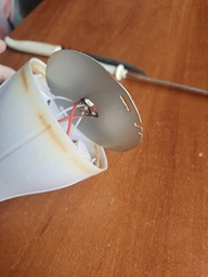 Аккумуляторная цокольная Е27 лампочка LED 2x18650, 20W светодиодная аварийная лампа на батарейках