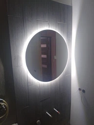 Зеркало с контурной LED подсветкой KR-003 800х800 мм