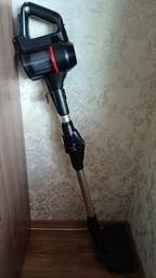Аккумуляторный пылесос Bosch Unlimited 7 FLEX BCS712XXL с двумя аккумуляторами