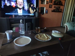 Электроблинница погружная для тонких блинов Pancake Pan 600 Вт, электрическая блинница с антипригарным покрытием, автоматическая блинница с тарелкой и венчиком, компактная электросковорода для завтраков, Чёрная, LY-456-Black