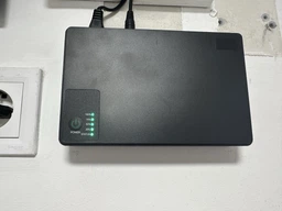 Бесперебойник для роутера UPS 5V, 9V, 12V 10400mAh Павербанк для роутера Wi-Fi (интернета) Черный