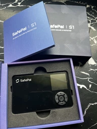 Криптокошелек SafePal S1
