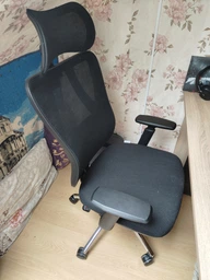 Крісло комп'ютерне офісне ергономічне OfficePro Aero Black (OC490B)