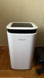 Осушувач повітря Evoair FlexyDry 12 Smart, продуктивність 12 л/24 год, датчик вологості, функція іонізації, сушіння білизни, резервуар 2,2 л, Smart управління фото від покупців 7