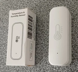 Умный Wifi термометр гигрометр комнатный Tuya Smart life с датчиком температуры и влажности белый - 9018647 фото от покупателей 3