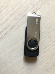 Флеш память USB Goodram UTS3 32GB USB 3.2 Gen1 Black/Silver (UTS3-0320K0R11)