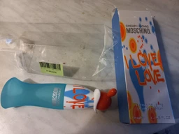Moschino I Love Love 100 мл Туалетная вода фото от покупателей 1