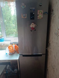 Двухкамерный холодильник Samsung RB33J3200SA/UA