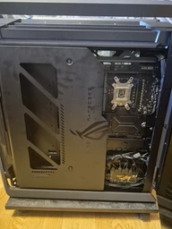 Корпус Asus ROG Hyperion GR701 BTF Edition Black без БП (90DC00F0-B39020) фото від покупців 3