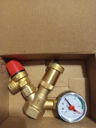 Група безпеки котла (системи опалення) Thermo Alliance 1", запобіжний клапан 2,5 бар, з манометром та автоматичним повітровідвідником