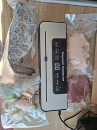 Вакуумный упаковщик бытовой вакууматор украинская версия для еды да продуктов 120 Вт с дисплеем и резаком фото от покупателей 1