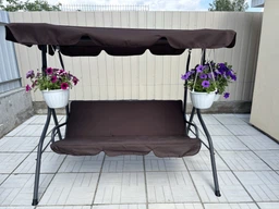 Садова гойдалка Relax Green посилена тримісна з навісом, сталева рама з порошковим покриттям, навантаження до 250 кг, водонепроникний поліестер, регульований тент, розміри 170×180×100 см фото від покупців 12