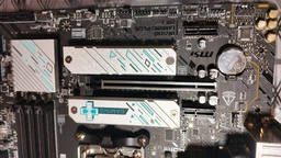 Материнская плата MSI B650M Gaming Plus Wi-Fi (sAM5, AMD B650, PCI-Ex16) фото от покупателей 1