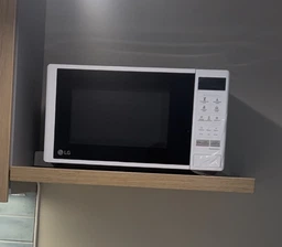 Микроволновая печь LG MS 2042 DARB фото от покупателей 3