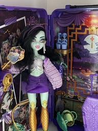 Набор-сюрприз Monster High Кошмарные каникулы Ужас какие секреты Джинифаер Лонг (JDR52) фото от покупателей 1