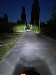 Світлодіодна лампа H4 LED Moto ближній білий / дальній білий H4-CSP фото від покупців 3