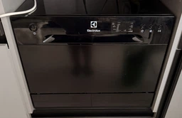 Посудомийна машина ELECTROLUX ESF2400OS