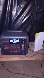 Зарядна станція Bluetti AC70P / 1000 Вт / 864 Вт⋅год / LiFePO4