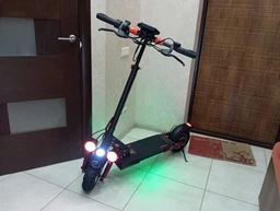 Електросамокат KUGOO M4 Max+ Plus NFC Key 2000W (Dual Motor) 23Ah з сидінням, повний привід, складаний, швидкість до 60–65 км/год, запас ходу до 70 км, 10" колеса, подвійна амортизація, дискові гальма, LED підсвітка, LCD дисплей, NFC ключ чорний фото від покупців 1