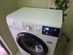 Пральна машина Electrolux EWS6406BU фото от покупателей 6