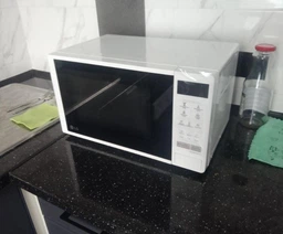 Мікрохвильова піч LG MS2042DB
