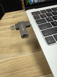 Флешка Двостороння Брелок Поворотна 2 в 1 для ПК та телефону PHILIPS 60UT USB 3.2 + Type-C OTG 256 гб Super Speed 150Mb/s Silver фото від покупців 3