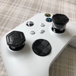 Накладки на стіки KontrolFreek® Call Of Duty: Modern Warfare 3 для геймпаду Xbox Series S|X / One S|X фото від покупців 1