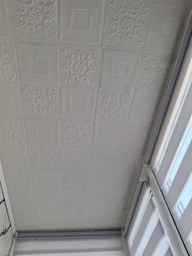 Декоративна 3D панель самоклеюча 70x70 см біла м’яка панель для стін та стелі під плитку вологостійка фото от покупателей 9
