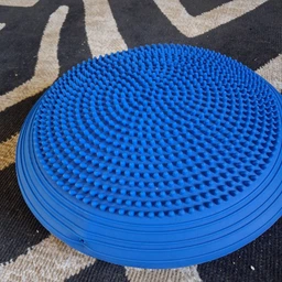 Балансировочная массажная подушка EasyFit Cushion-2 EF-1841s-BK диск сенсомоторный для йоги и медитации с насосом 32 см Черный (56003319)